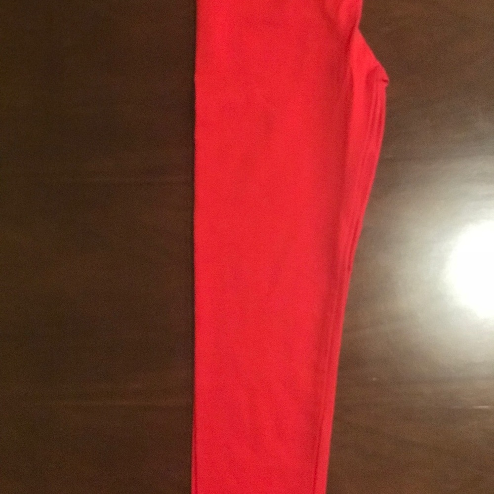 Capri red leggings medium - Picture 3 of 4